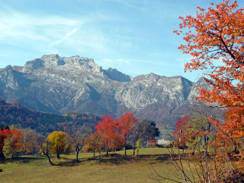 vue sur la tournette montagne de Haute Savoie