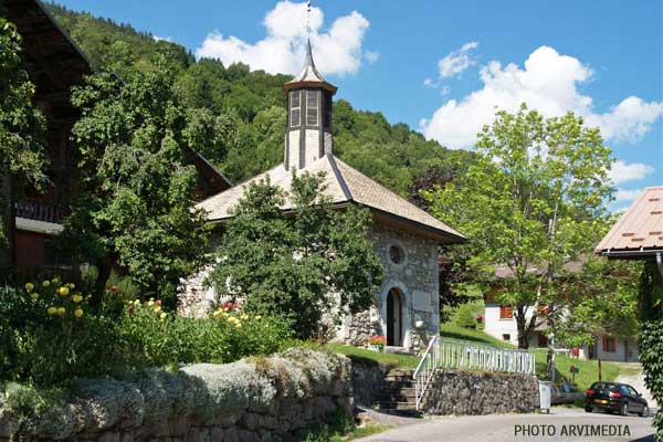petite chapelle de montagne village de Saint Jean de Sixt
