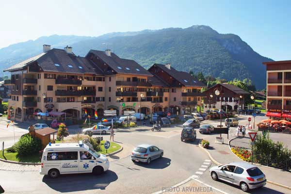 commerces et terrasse